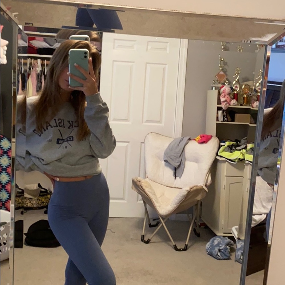 blue leggings